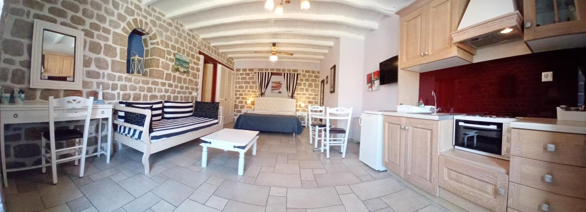 Myral Guesthouse ナフプリオ エクステリア 写真